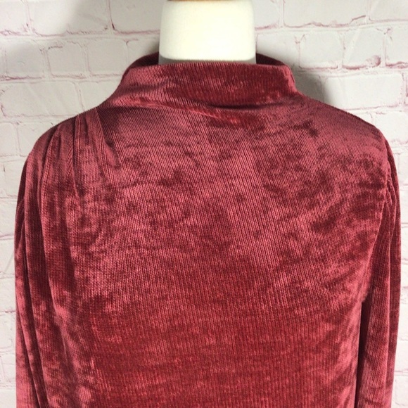 Express Ruched Shoulder Long Sleeve Sweater - Size Medium - Picture 2 of 7